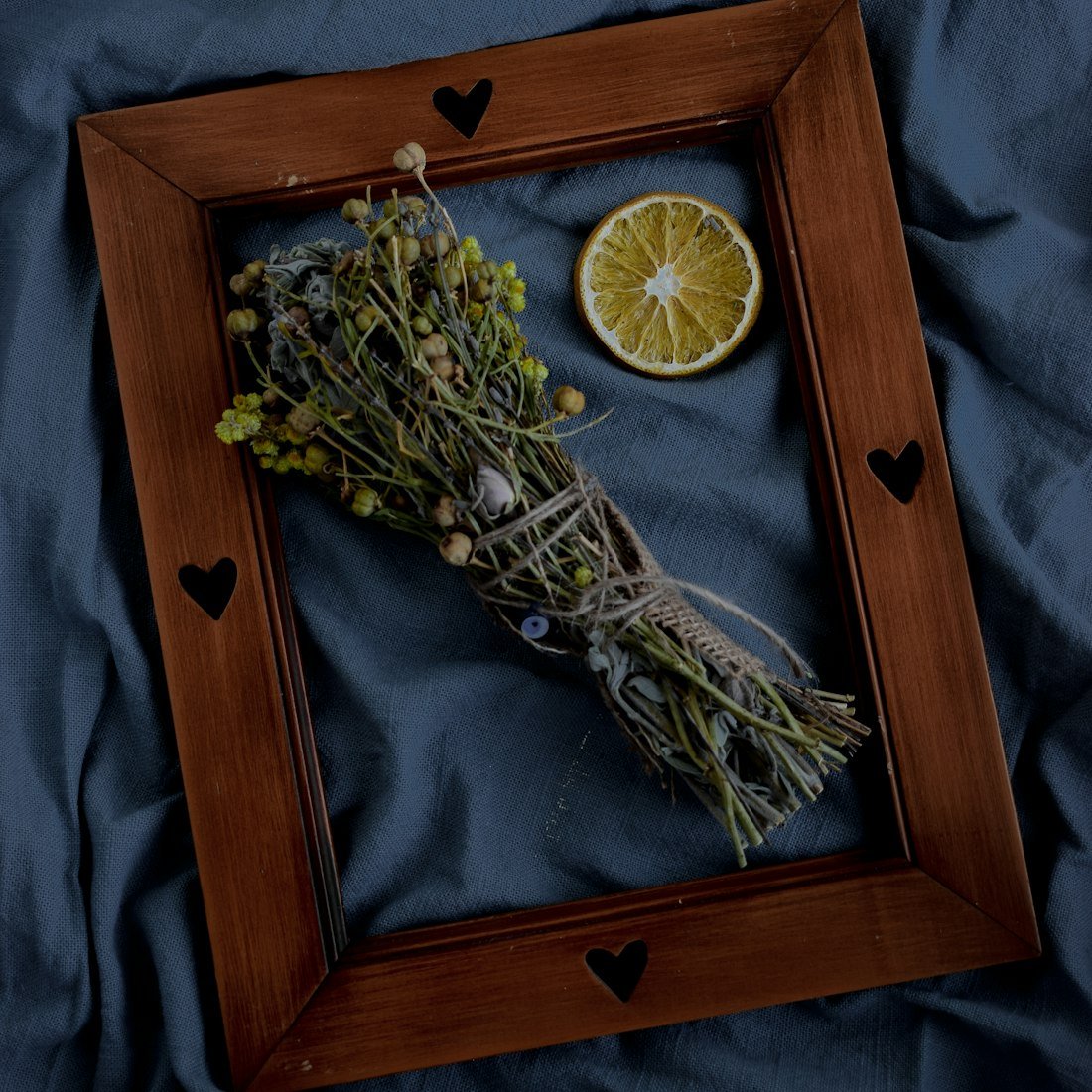 Herbs and citrus — the pharmacy’s morning fragrance